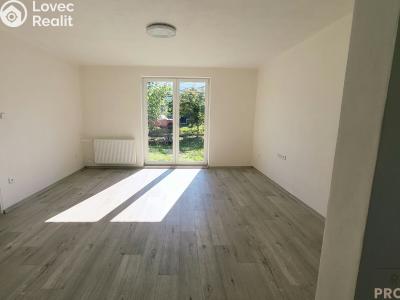 Pronájem bytu 2+1 Komorní Lhotka č. 8