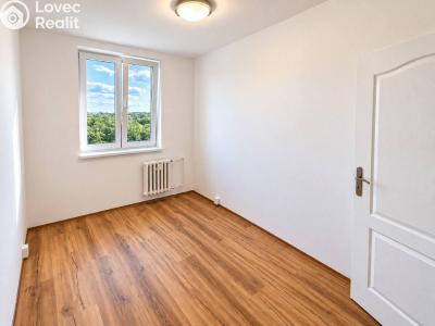 Pronájem bytu 3+1 Praha, Olbramovická č. 7