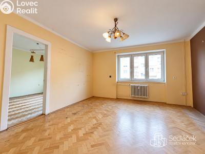 Sale apartment 2+1 Horní Slavkov, Dlouhá č. 4