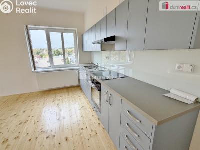 Pronájem bytu 2+KK Jílové u Prahy, Husova č. 3