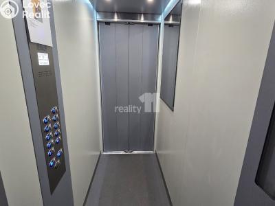 Sale apartment 3+1 Chodov, Čs. odbojářů č. 20