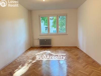 Pronájem bytu 2+1 Zlín, M. Knesla 4015 č. 7