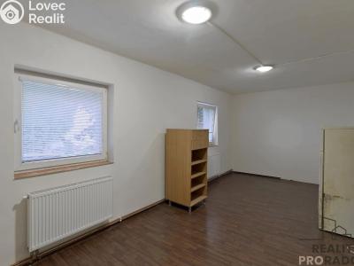 Pronájem bytu 6 a více Brno, Hvězdová č. 9