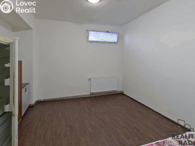 Pronájem bytu 6 a více Brno, Hvězdová č. 11