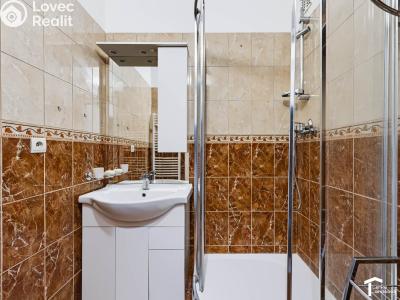 Rent apartment 2+1 Pardubice, Pichlova 2565 č. 9