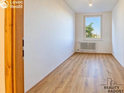 Prodej bytu 3+1 Praha, Vajdova č. 12