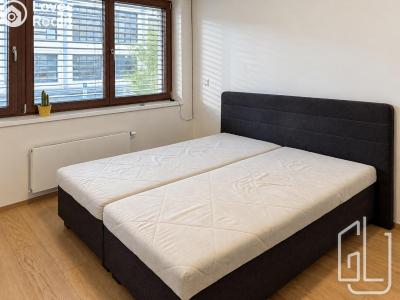 Rent apartment 2+KK Praha, Naskové č. 7