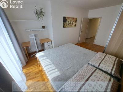 Pronájem bytu 3+KK Praha č. 4