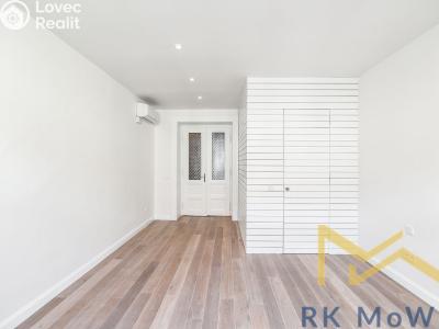 Rent apartment 3+KK Praha, náměstí Jiřího z Poděbrad č. 10