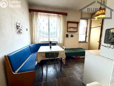 Sale apartment 2+1 Hošťka č. 9