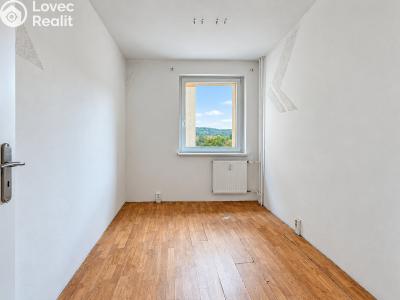 Продаж квартири 4+1 Jirkov, Na Borku 1603 č. 13