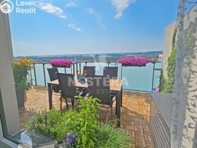 Rent apartment 4+KK Praha, náměstí Junkových č. 3