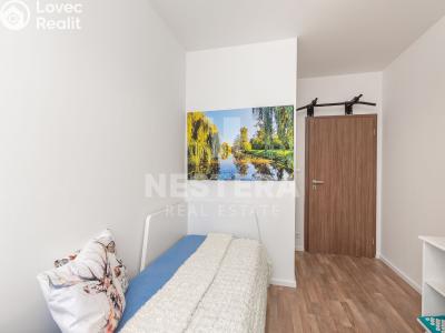 Rent apartment 4+KK Praha, náměstí Junkových č. 19
