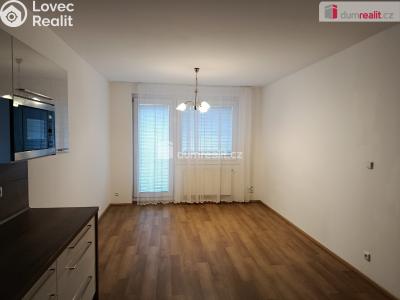 Rent apartment 2+KK Praha 9, Makedonská č. 3