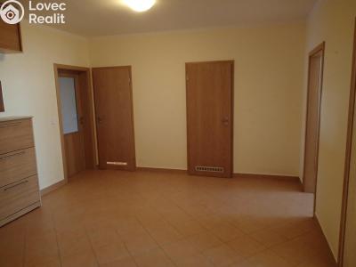 Rent apartment 4+KK Praha, Osadní č. 12
