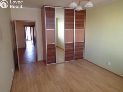 Rent apartment 4+KK Praha, Osadní č. 17