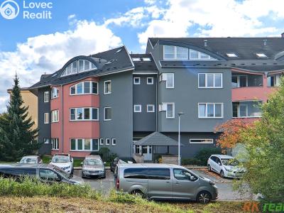 Rent apartment 2+KK Hostivice, Kmochova 1297 č. 4