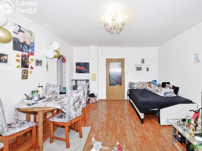 Rent apartment 2+KK Hostivice, Kmochova 1297 č. 16