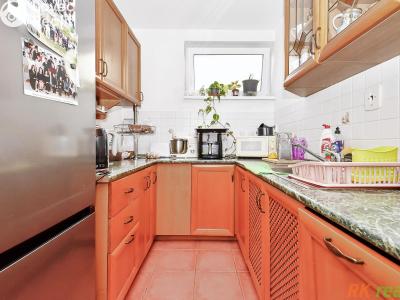 Rent apartment 2+KK Hostivice, Kmochova 1297 č. 20