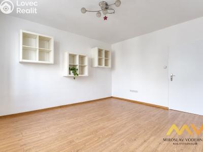 Rent apartment 2+1 Hradec Králové, Průmyslová č. 8