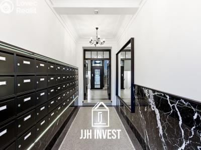 Sale apartment 2+KK Praha, Jeseniova č. 7