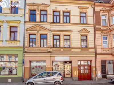 Sale multi-gen house Teplice, Doubravská č. 1