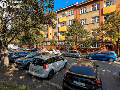 Sale apartment 1+KK Praha, Prouzova č. 17