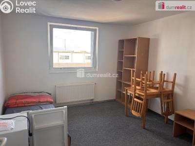 Аренда квартиры 1+KK Praha-Čakovice, Za tratí č. 1