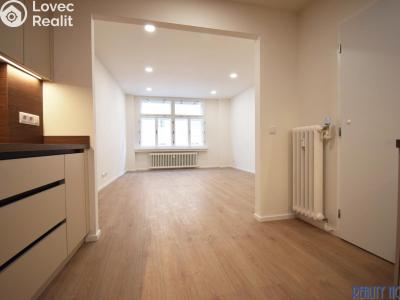 Rent apartment 3+KK Praha, Janovského č. 9
