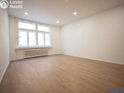Rent apartment 3+KK Praha, Janovského č. 12
