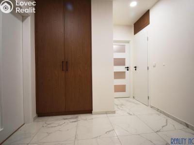 Rent apartment 3+KK Praha, Janovského č. 23
