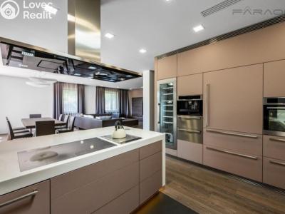 Rent apartment 5+KK Praha, Zderazská č. 19
