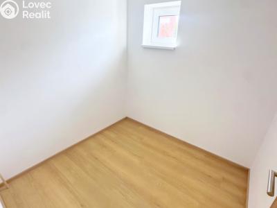 Sale apartment 3+KK Praha, Kašperská č. 12