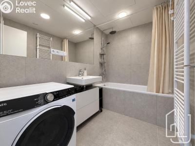 Sale apartment 3+KK Praha, Československého exilu č. 4