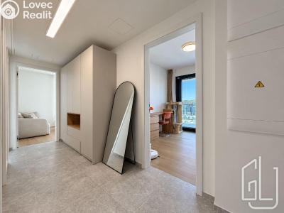 Sale apartment 3+KK Praha, Československého exilu č. 9