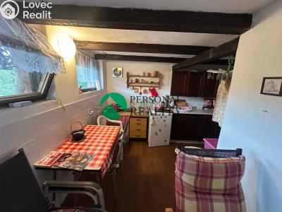 Sale hut Hýskov č. 15