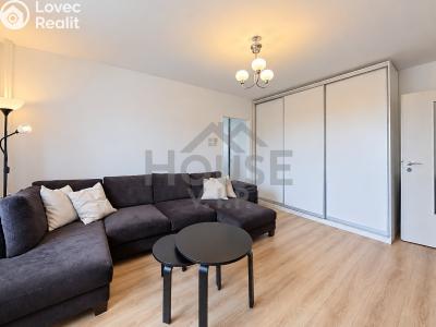 Sale apartment 2+1 Praha, Postupická č. 11