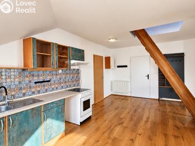 Pronájem bytu 2+KK Třebotov, Hlavní č. 9