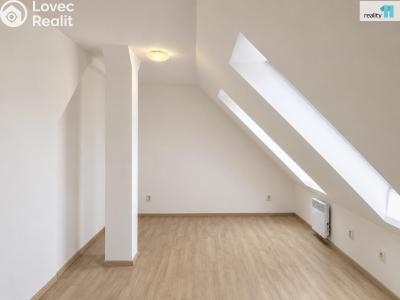 Sale apartment 3+KK Praha 9, Českobrodská č. 5