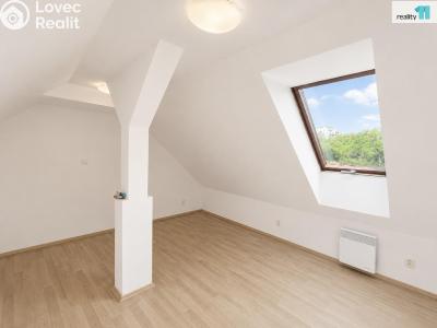 Sale apartment 3+KK Praha 9, Českobrodská č. 9
