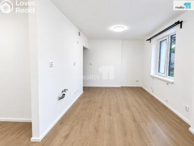 Sale apartment 1+KK Praha 9, Českobrodská č. 5