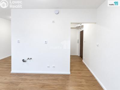 Sale apartment 1+KK Praha 9, Českobrodská č. 6
