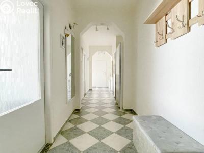 Rent apartment 2+1 Ostrov, S. K. Neumanna č. 6