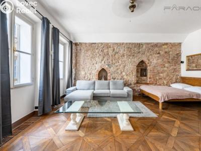 Продаж квартири 2+1 Praha, Karlova č. 2