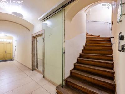 Продаж квартири 2+1 Praha, Karlova č. 13