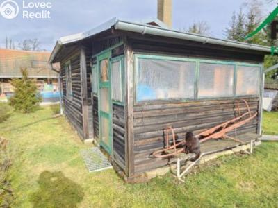 Продаж сімейного будинку Ostrov, Ostrov č. 26