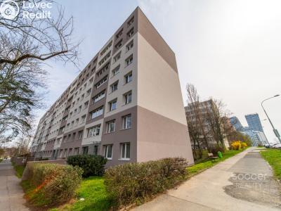 Аренда квартиры 3+1 Praha, Pujmanové č. 1