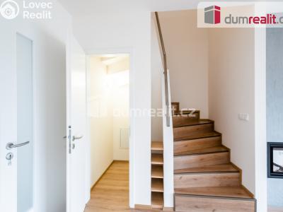 Продаж сімейного будинку Mořina č. 33