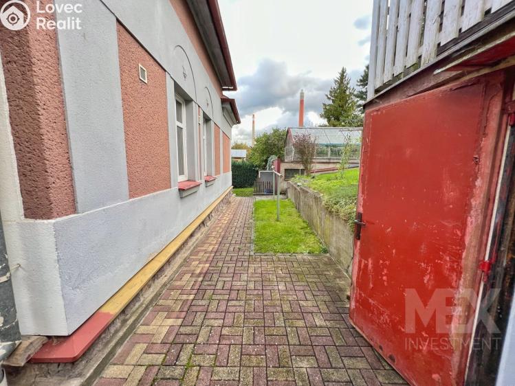 Продаж сімейного будинку Náchod, Podzámčí 707 č. 4
