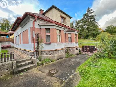 Продаж сімейного будинку Náchod, Podzámčí 707 č. 1